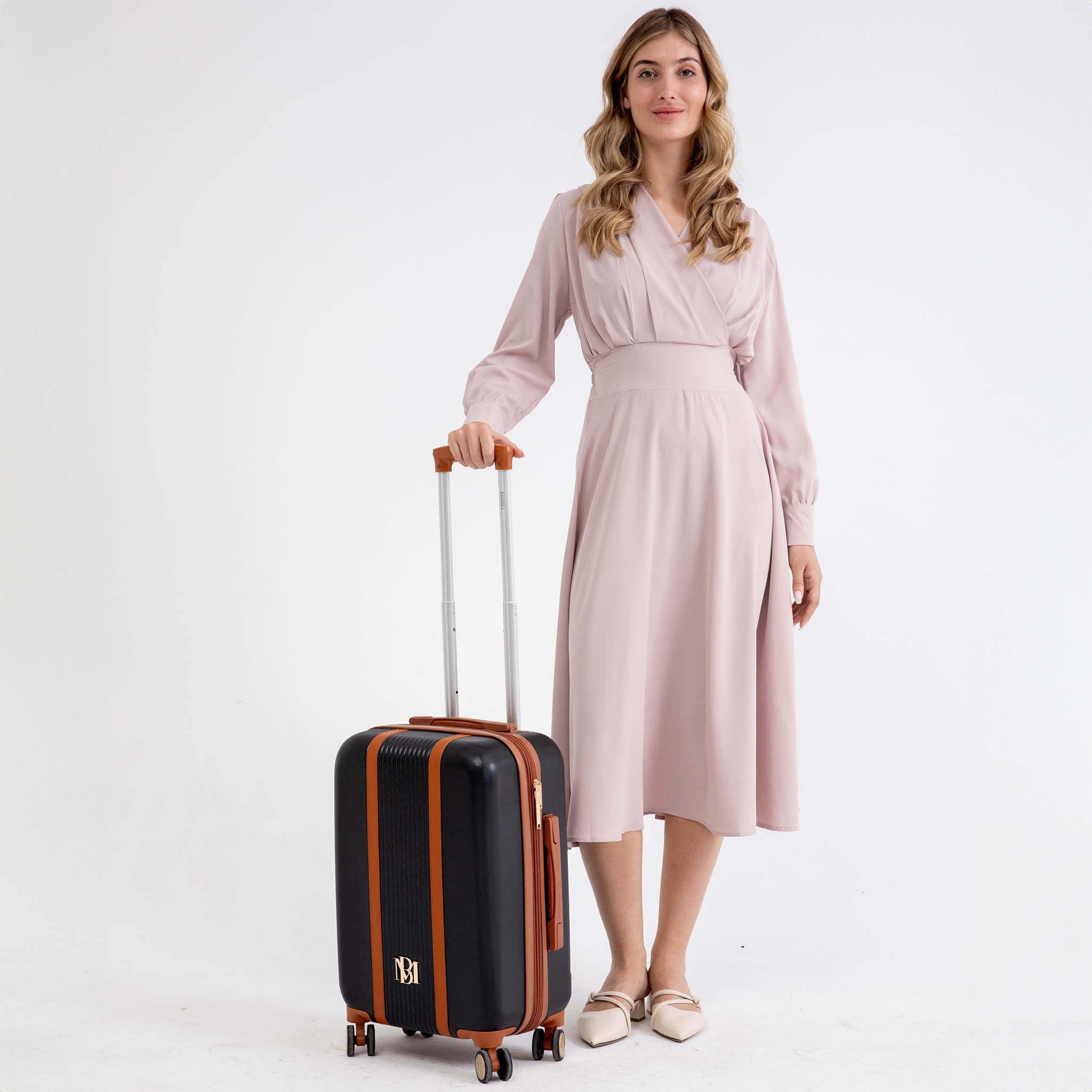 Mia 20" Expandable Carry-on Suitcase